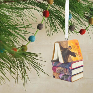 NEW Hallmark Harry Potter Books & Wand Christmas Tree Ornament